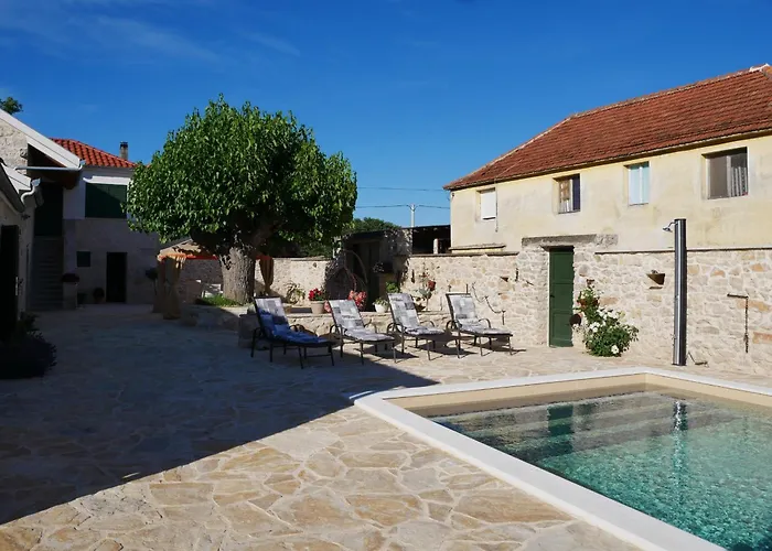 Didova Kuca Zadarvillas Vila *