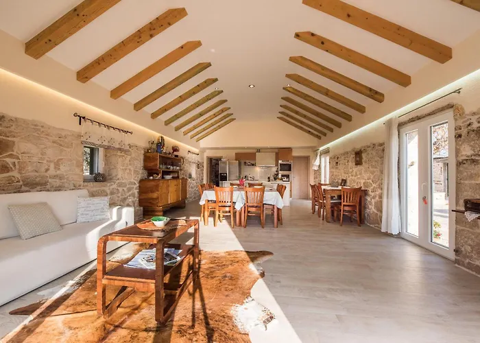 Didova Kuca Zadarvillas Vila Podlug